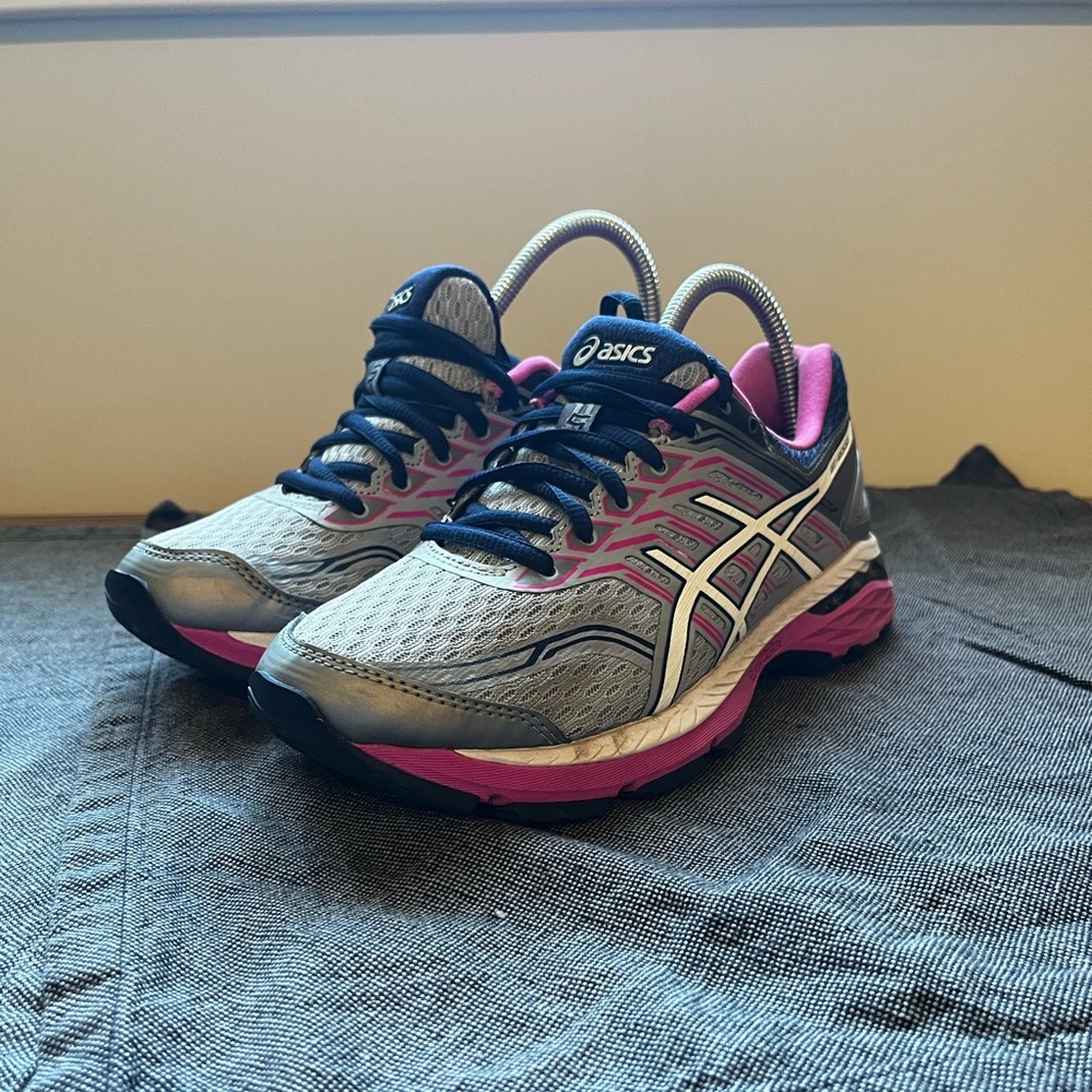 ASICS
GT-2000 | size 7